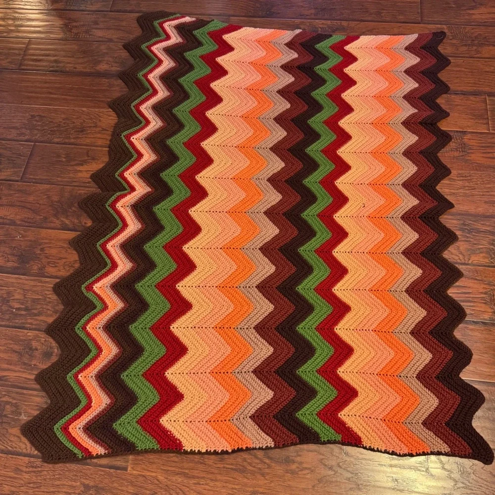 Vintage Retro MCM Grandma Zig Zag Crochet Blanket Throw Brown Multi Color 58x48